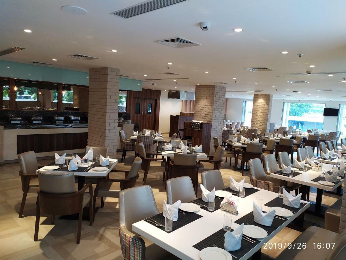 Tania President Inn Shirdi Exterior photo
